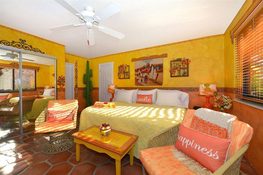 Blue Seas Courtyard Hotel Lauderdale-by-the-Sea Bagian luar foto
