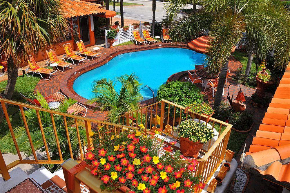 Blue Seas Courtyard Hotel Lauderdale-by-the-Sea Bagian luar foto